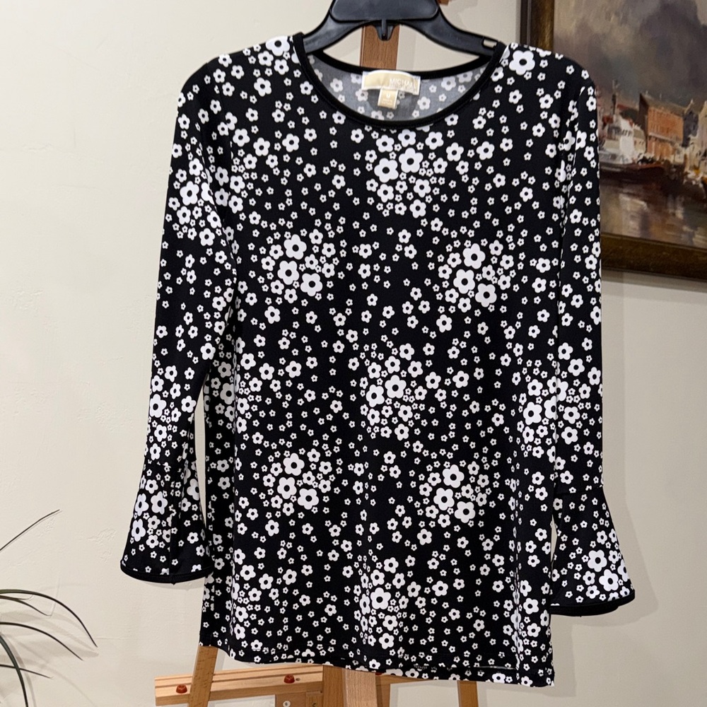 Michael Kors Black Long-Sleeve Top with White Floral Print
Size M